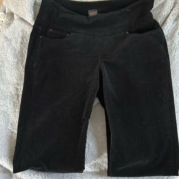 JAG Jeans stretch pull-on black corduroys - Size 2 - Picture 1 of 7